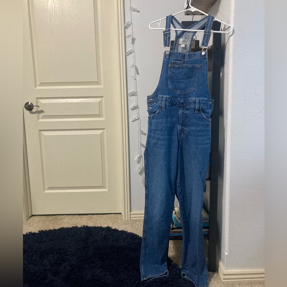 Universal Thread Dark Blue Skinny Jean Overalls